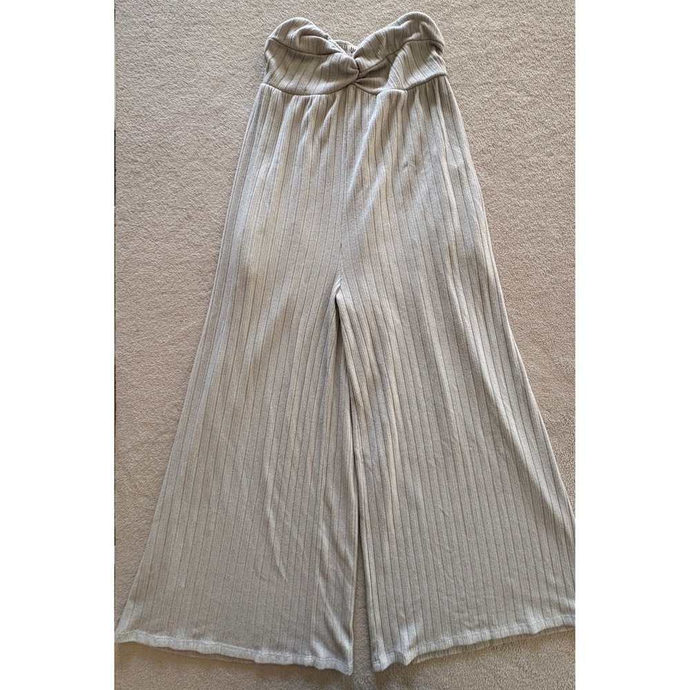 BUCKET LIST Ribbed Wide Leg Strapless Jumpsuit Light Gray Smocked Top Women's L